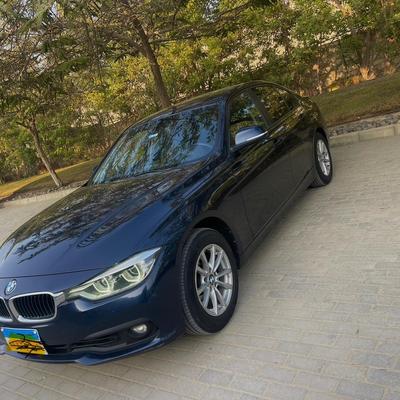 BMW 318 2018