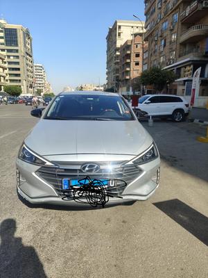 Hyundai Elantra AD 2025