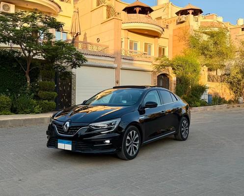رينو ميجان 2022