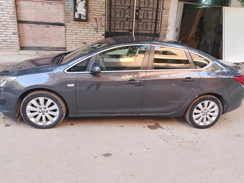 Opel Astra 2016