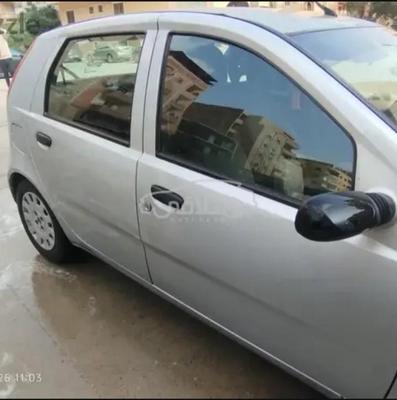 فيات بونتو 2008