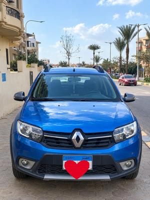 رينو سانديرو  ( ستيب  واى ) 2018