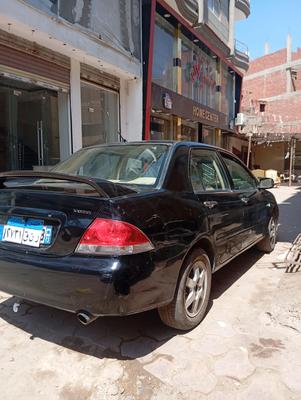 ميتسوبيشي لانسر بومة 2009