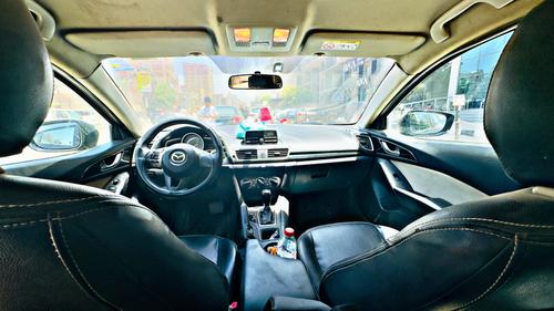 Mazda 3 2015