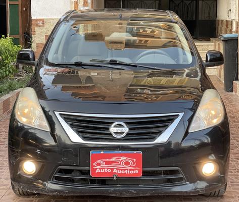 Nissan Sunny 2014