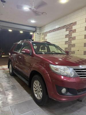 Toyota Fortuner 2015