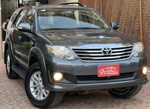 Toyota Fortuner 2015