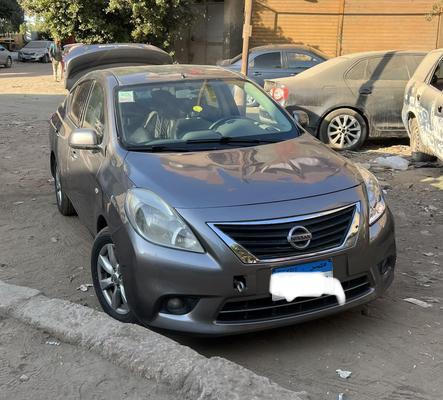 Nissan Sunny 2015
