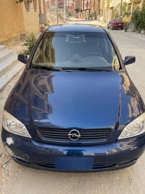 اوبل أسترا 2004