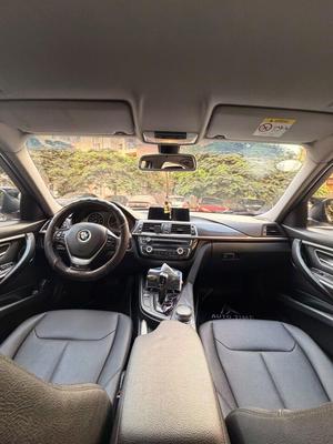 BMW 318 2018