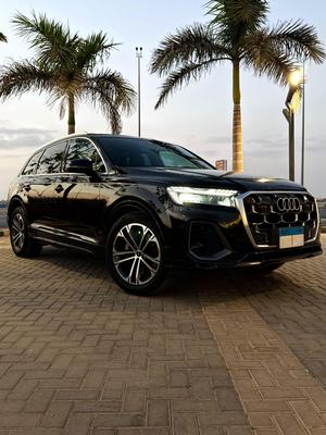 Audi Q7 2025