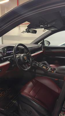 Porsche Cayenne 2024