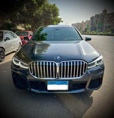 BMW 740 2018
