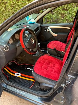 Renault Sandero 2012