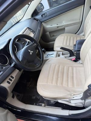 Mitsubishi Lancer 2012