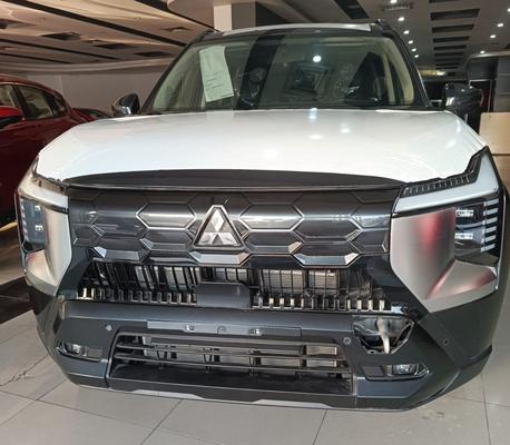 Mitsubishi Destinator 2027