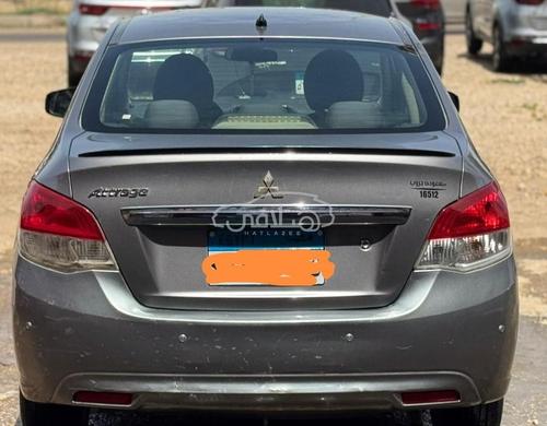 ميتسوبيشي اتراج 2015