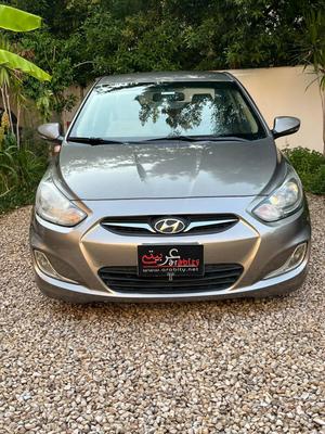 Hyundai Accent RB 2013