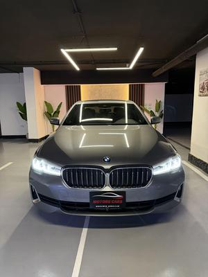 BMW 520 2023