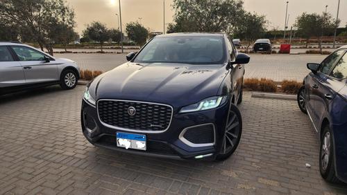 جاكوار اف بيس 2021