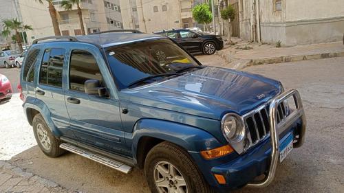 جيب شيروكي 2006