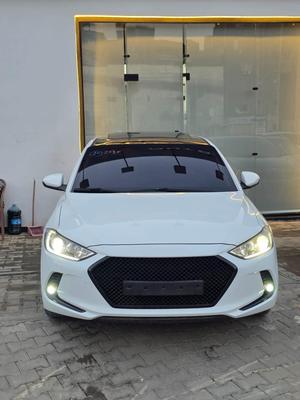 Hyundai Avante 2016