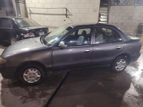 Hyundai Accent 2000