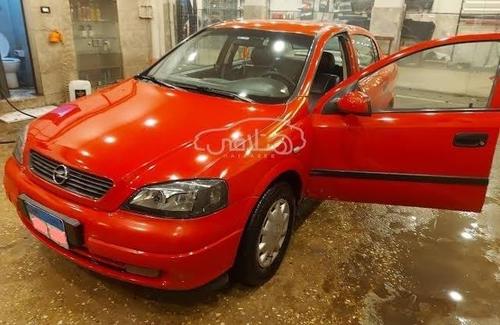 اوبل أسترا 2000