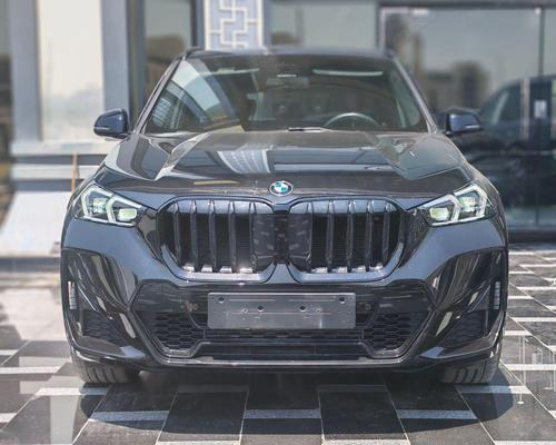 بي ام دبليو X1 2025