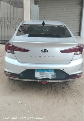 Hyundai Elantra AD 2025