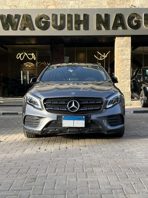 مرسيدس GLA 180 2020