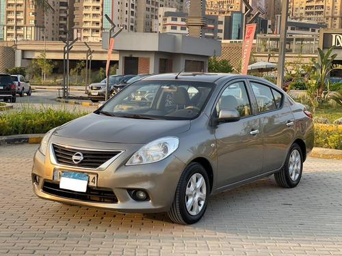 Nissan Sunny 2015