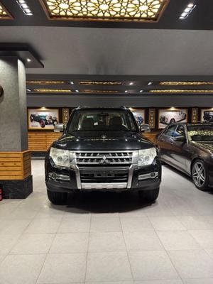 Mitsubishi Pajero 2015