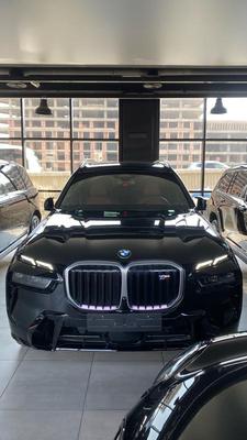 BMW X7 M60i 2023