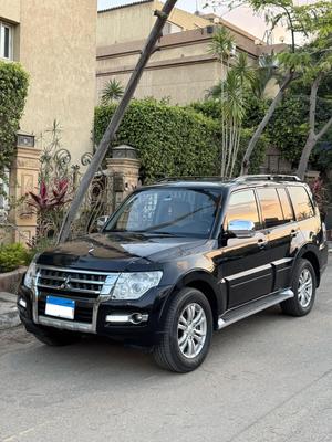 Mitsubishi Pajero 2015