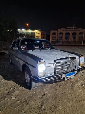 Mercedes 200 1976