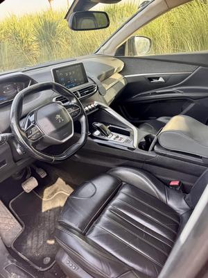 Peugeot 5008 2019