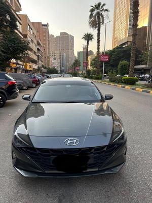 Hyundai Elantra 2022