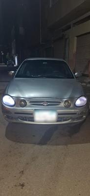 كيا شوما 2001