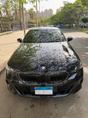بي ام دبليو 520 2024