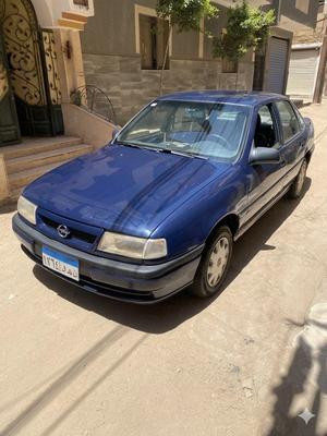 اوبل فيكترا 1994