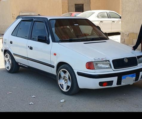 سكودا فيليشيا 2000