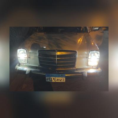 مرسيدس 200 1971