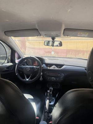 اوبل كورسا اى 2017