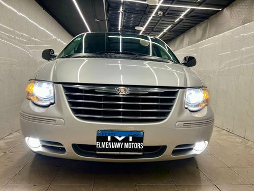 Chrysler Town & Country 2006