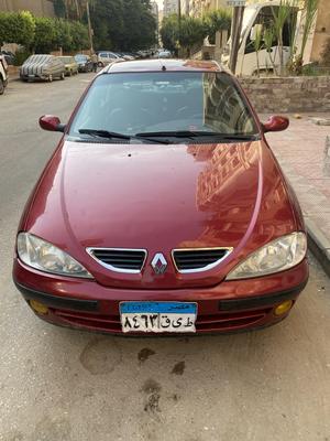 رينو ميجان 2001