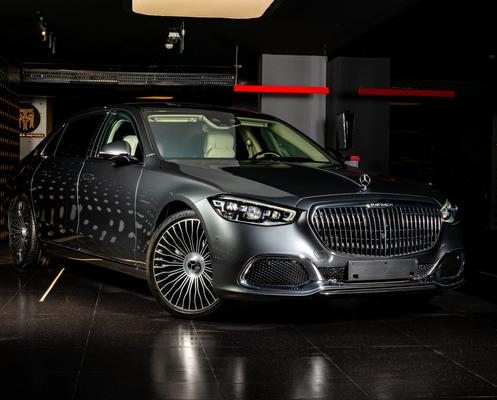 Mercedes Maybach 2024