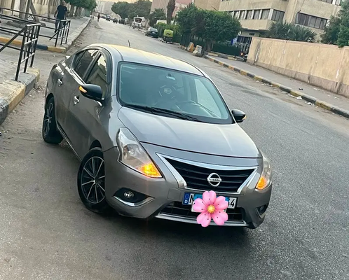 Nissan Sunny 2020