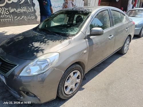 Nissan Sunny 2014