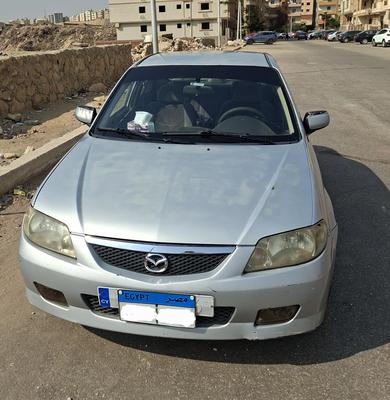 Mazda Familia 2000